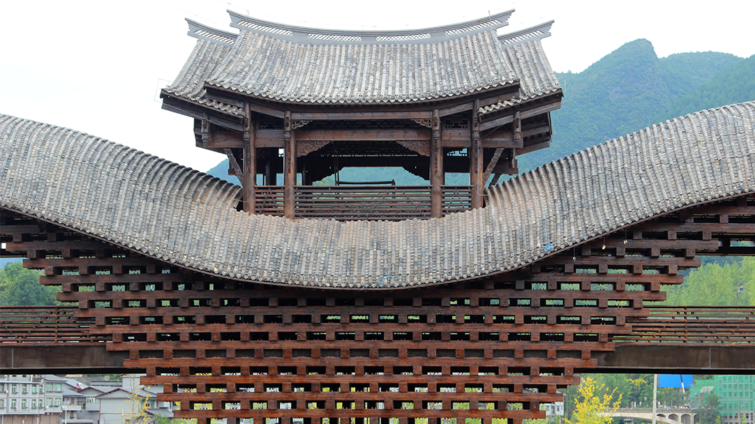 Zhuoshui vind- og regndekket bro, Qianjiang, Chongqing